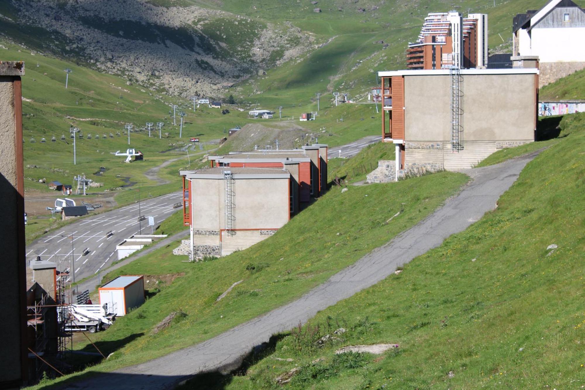Studio 6 Places Bagnères-de-Bigorre Eksteriør bilde